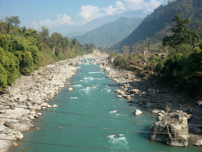 చైనా ఆదిపత్యాన్ని ఎదుర్కుంటున్న నేపాల్