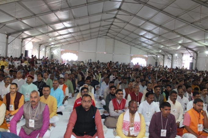 తీర్మానం -1: భారతీయ కుటుంబ వ్యవస్థ – మానవాళికి ఇచ్చిన ఒక విలక్షణమైన కానుక