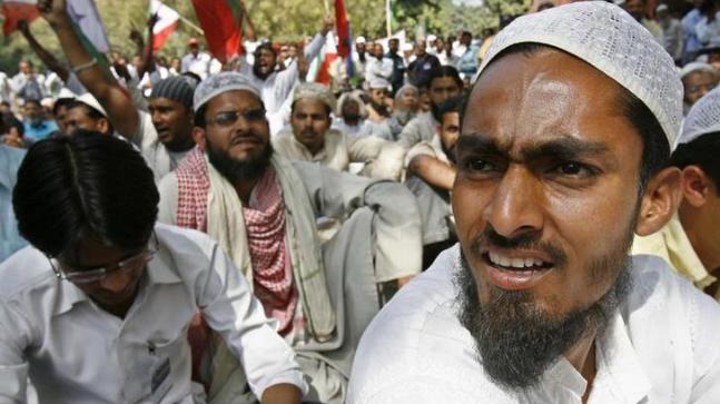 భయపడుతున్న ముస్లిం – ఒక బూటకపు కధనం