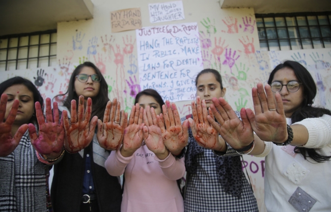 ABVP Jammu University organizes ‘My hand with Disha’ campaign