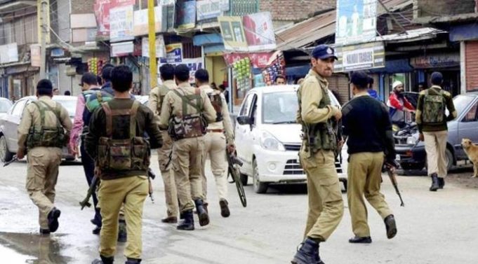 Decorated DSP of Jammu and Kashmir Police arrested along with two Hizbul Mujahideen terrorists