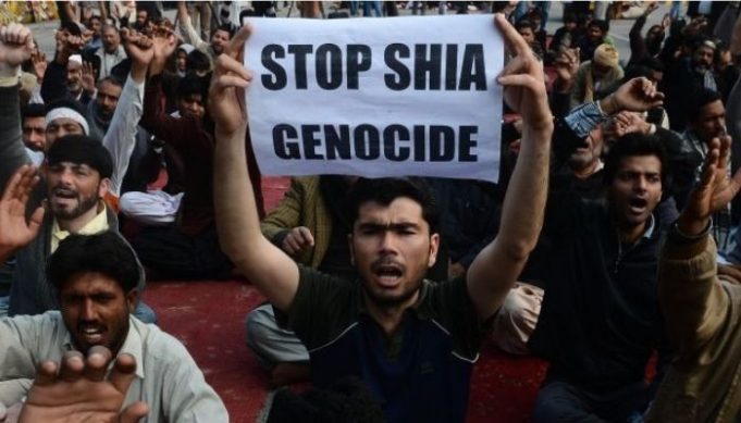 పాకిస్తాన్ లో మైనారిటీ ముస్లింలపై మెజారిటీ ముస్లింల వివక్ష