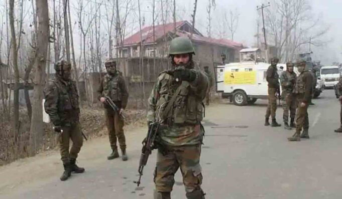 కశ్మీర్లో ఎన్కౌంటర్… ఐదుగురు ఉగ్రవాదుల హతం