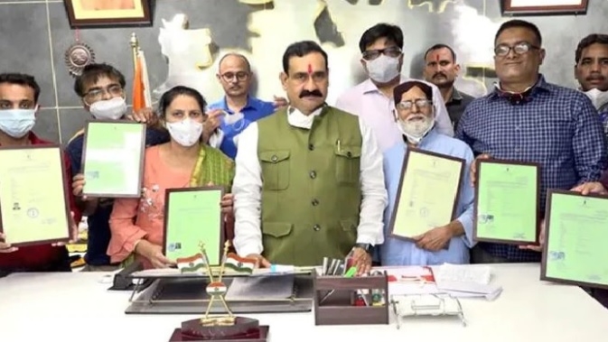 సి.ఎ.ఎ: ఆరుగురు పాకిస్తానీ హిందువులకు భారత పౌరసత్వం