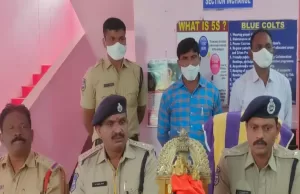 నిజామాబాద్: చోరీకి గురైన రామాలయంలోని విగ్రహాలు… తిరిగి ఆలయంలో ప్రత్యక్షం